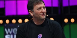 Celsius Founder Mashinsky Says He's Sticking With Bankman-Fried’s Lawyers: Report