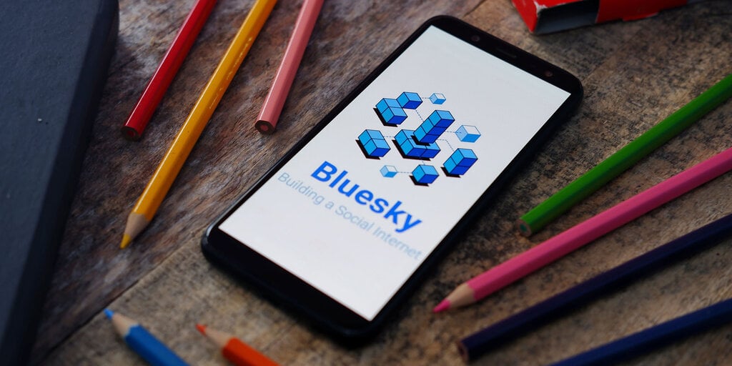 Twitter Rival Bluesky Opens to Public Right as Farcaster Gains Steam