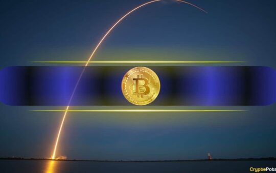 Possible Reasons Behind's Bitcoin's Price Surge to a 4-Week High Above $72K